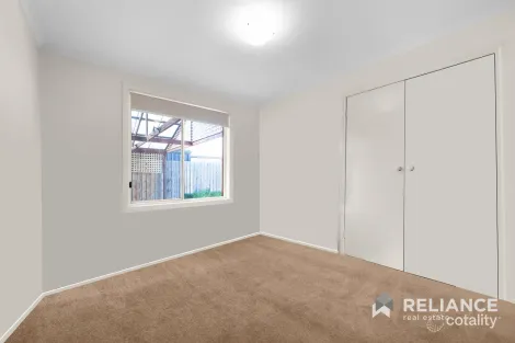 Property photo of 325 Heaths Road Werribee VIC 3030