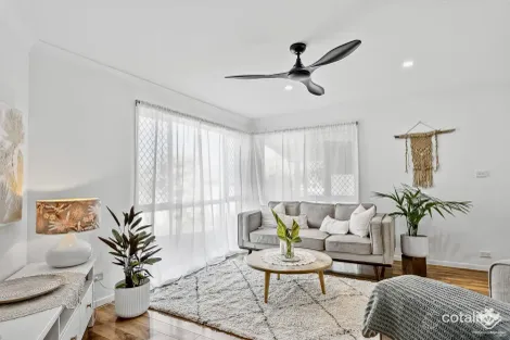 Property photo of 12 Balranald Court Helensvale QLD 4212