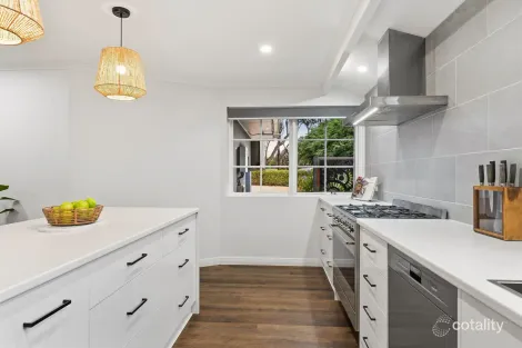 Property photo of 92 Black Road Flagstaff Hill SA 5159