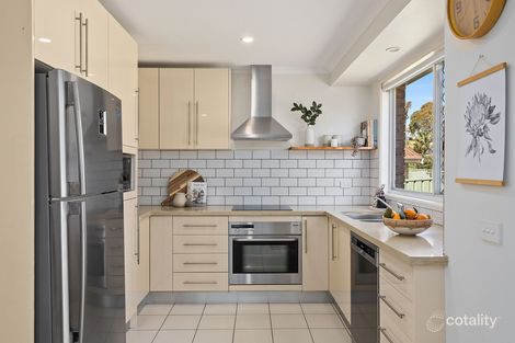 Property photo of 10 Fromholz Crescent Avondale NSW 2530