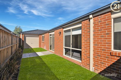 Property photo of 11 Heathcote Grove Officer VIC 3809