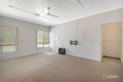 Property photo of 18 Ramsay Street Greenmount QLD 4359