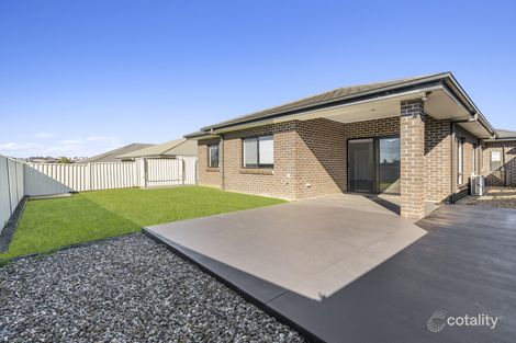 Property photo of 30 Geoghegan Circuit Oran Park NSW 2570