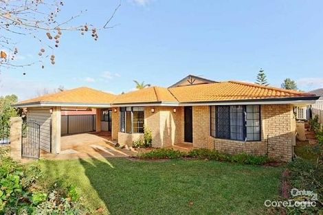 Property photo of 4 Stradbroke Gardens Ridgewood WA 6030