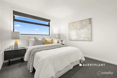 Property photo of 57 Nugget Way Cranbourne East VIC 3977
