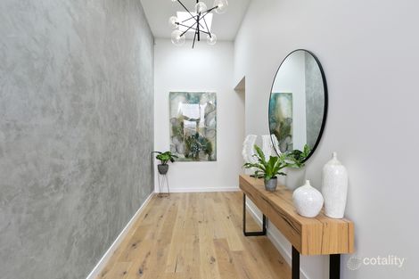 Property photo of 32 Kooyonga Grove Mornington VIC 3931