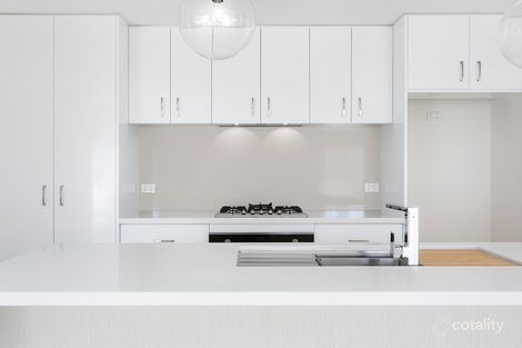 Property photo of 1 Diamond Close Kelso NSW 2795