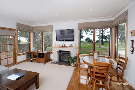 Property photo of 33 Bluff Road St Leonards VIC 3223