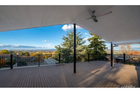 Property photo of 6 McAuley Place Bathurst NSW 2795