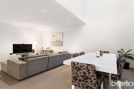 Property photo of 6/15 Beach Road Hampton VIC 3188