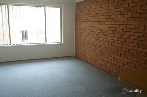 Property photo of 2/19 Card Crescent East Maitland NSW 2323