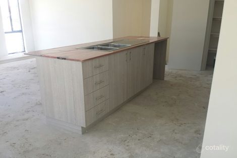 Property photo of 2 Unicup Way Dalyellup WA 6230