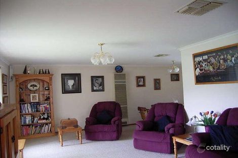 Property photo of 81 Saville Avenue Lavington NSW 2641