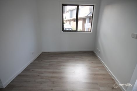 Property photo of 4/81 Rathcown Road Reservoir VIC 3073