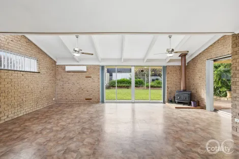 Property photo of 42 Karri Drive Dernancourt SA 5075