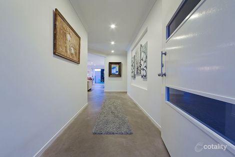 Property photo of 3 School Lane Manly QLD 4179