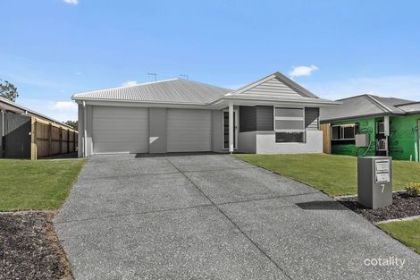 2/7 SHANTI LANE, MORAYFIELD, QLD 4506