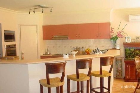 Property photo of 4 Hampton Close Carindale QLD 4152