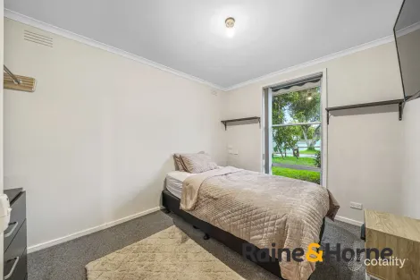 Property photo of 61 Sladen Street Cranbourne VIC 3977