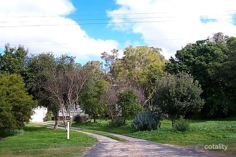 5980 Phillips Rd, Mundaring, WA 6073