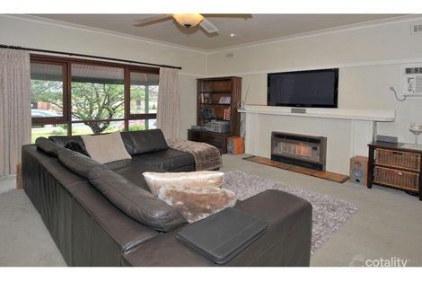 Property photo of 136 Evell Street Glenroy VIC 3046