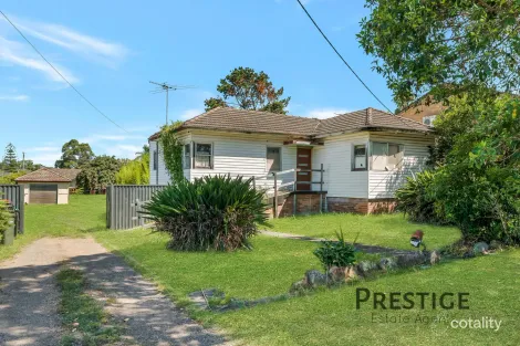 Property photo of 72 Chifley Street Smithfield NSW 2164