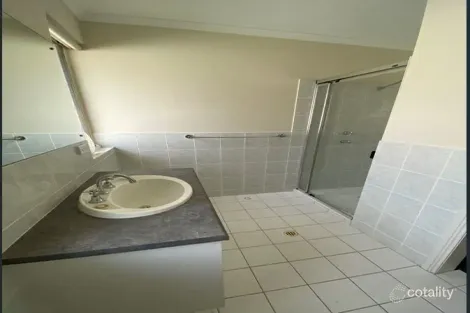 Property photo of 11 Admiralty Circuit Smithfield SA 5114