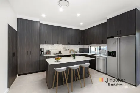 Property photo of 19 Bare Avenue Lurnea NSW 2170