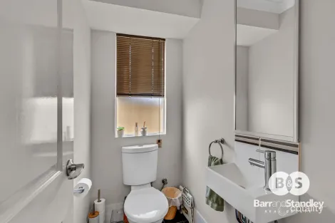 Property photo of 2 Denison Link Millbridge WA 6232