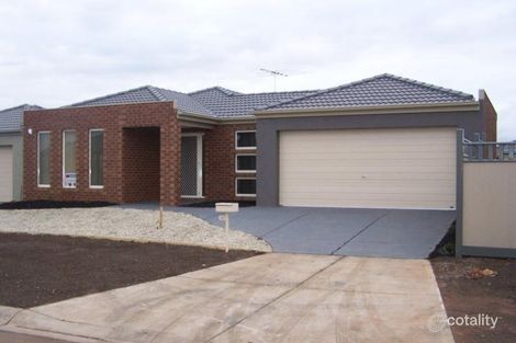 Property photo of 11 Glencroft Terrace Melton West VIC 3337