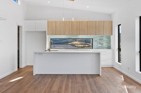 Property photo of 2/28 Fermoy Crescent Howrah TAS 7018