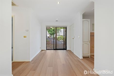 Property photo of 2/8 Marshall Avenue Doncaster VIC 3108