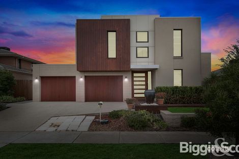 Property photo of 10 Mayfield Drive Keysborough VIC 3173
