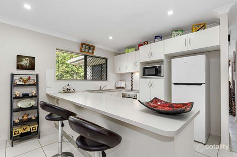 Property photo of 2 Thornbill Close Kelso QLD 4815