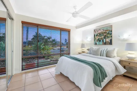 Property photo of 6 Goulburn Court Helensvale QLD 4212