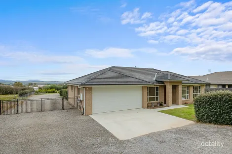 Property photo of 35 Windmill Drive Moore Creek NSW 2340