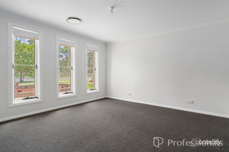 Property photo of 33 Britannia Drive Glenfield NSW 2167