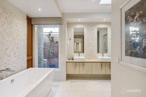 Property photo of 6 Robinson Way Yarrawonga VIC 3730