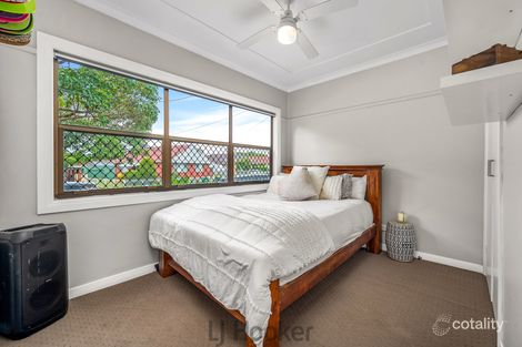 Property photo of 12 Edith Street Speers Point NSW 2284