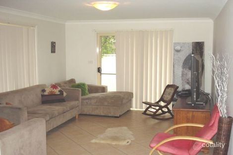 Property photo of 8A Merrinee Place Hillvue NSW 2340