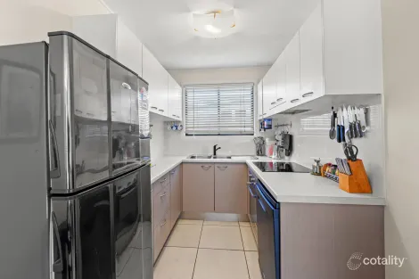 Property photo of 1/35 Brisbane Road Biggera Waters QLD 4216