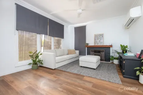 Property photo of 10 Chislett Crescent Merbein VIC 3505
