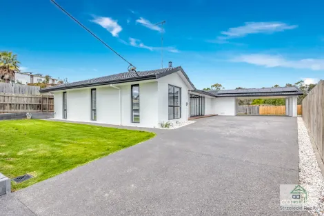 Property photo of 2 Latter Grove Churchill VIC 3842