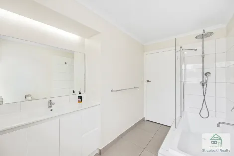 Property photo of 2 Latter Grove Churchill VIC 3842