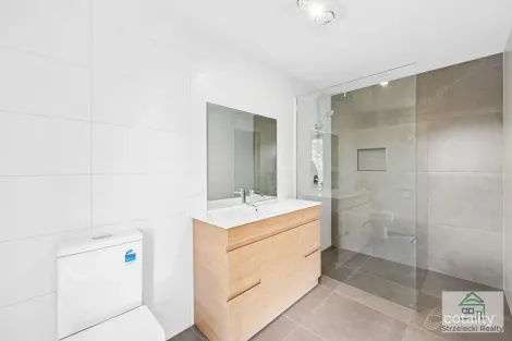 Property photo of 2 Latter Grove Churchill VIC 3842