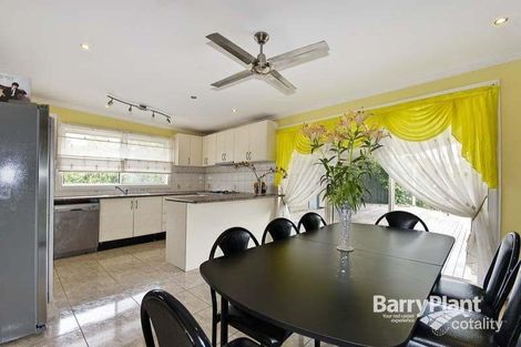 Property photo of 6 Shady Place Noble Park VIC 3174