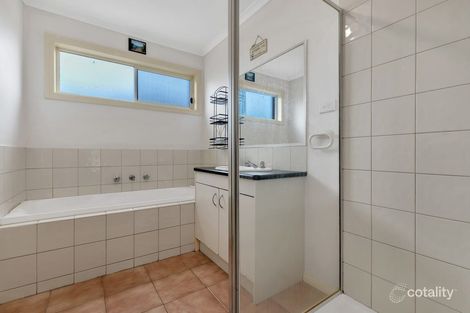 Property photo of 12/52 Latham Street Werribee VIC 3030