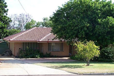 464 Morley Dr, Morley, WA 6062