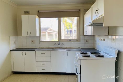 Property photo of 5 Berrigan Crescent Macquarie Fields NSW 2564