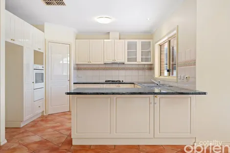 Property photo of 12 Collyn-Dale Drive Wangaratta VIC 3677